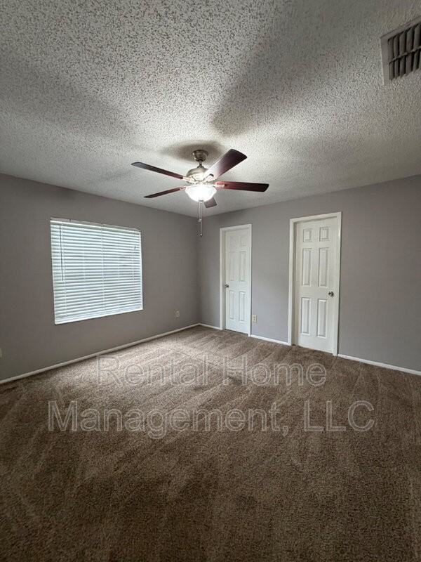100 Sweet Gum Ct - Photo 5 of 10