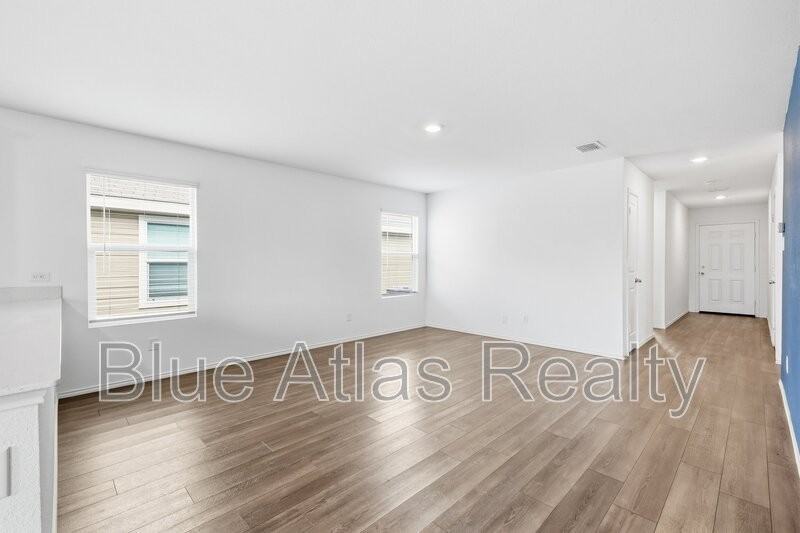 510 Olmstead Dr - Photo 3 of 22
