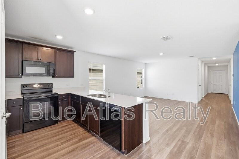 510 Olmstead Dr - Photo 5 of 22