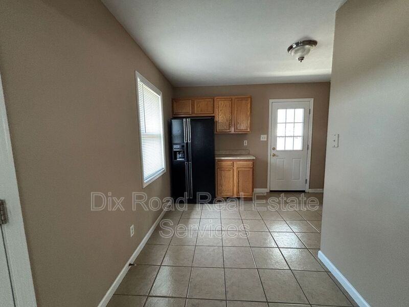 3 S Sutphin St - Photo 6 of 17