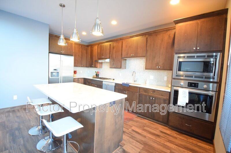 814 Pinnacle Path - Photo 7 of 18