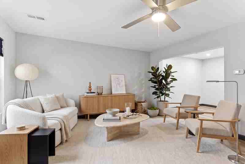 104 Delaney Way - Photo 4 of 10