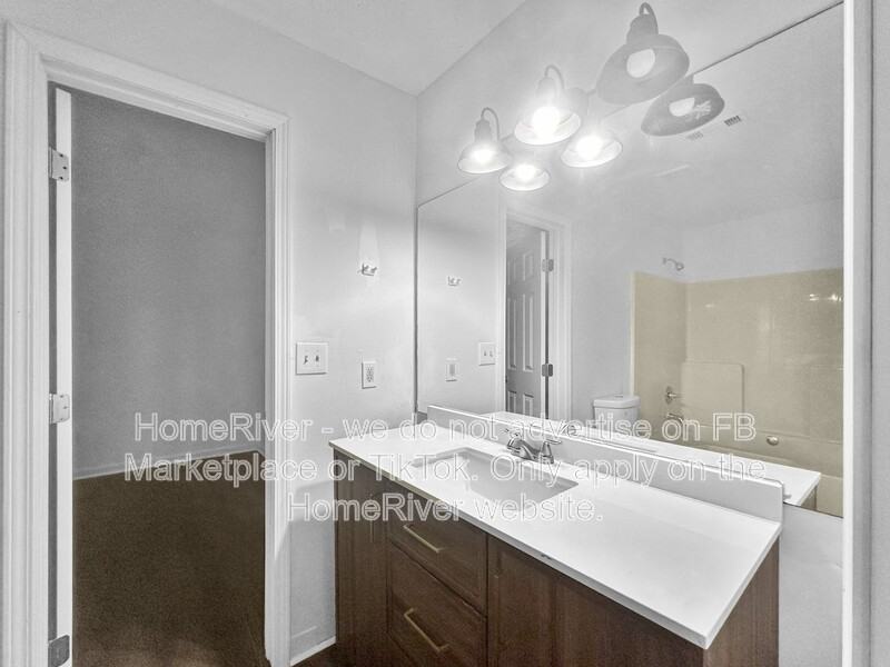 633 Sandys Ln Se - Photo 7 of 16