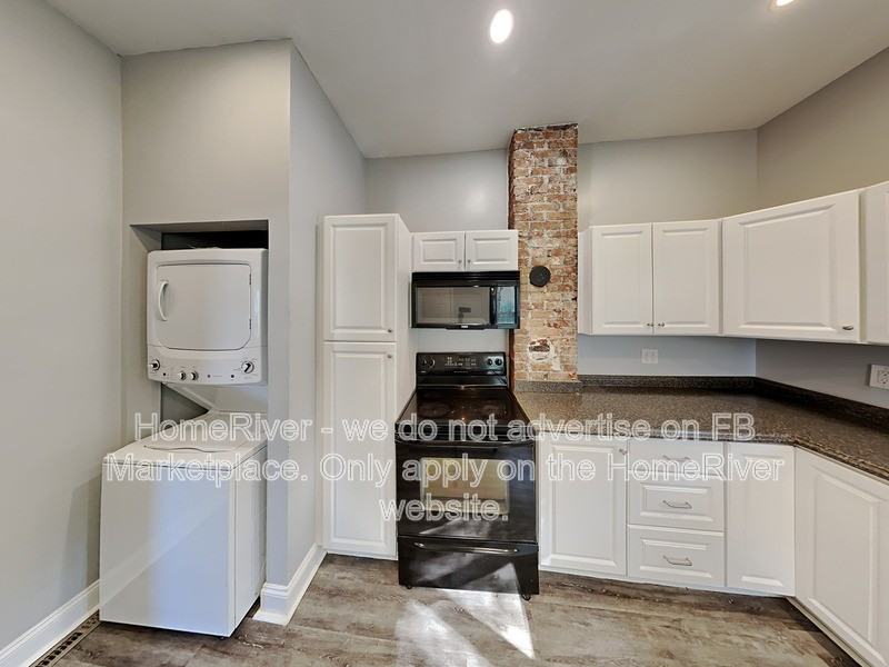 65 Greenbush St - Photo 3 of 27