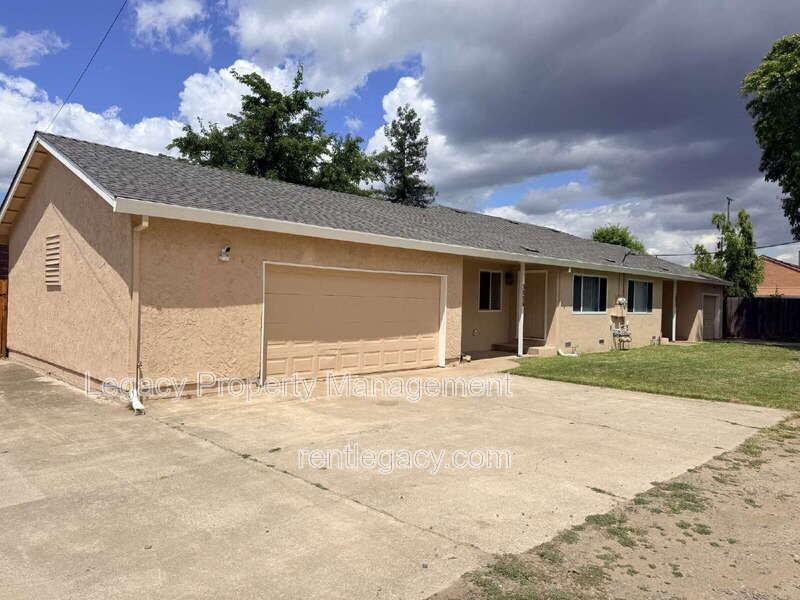 3805 32nd Ave - Photo 3 of 18