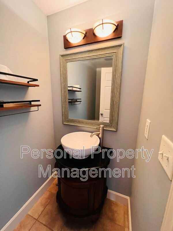 12607 Ne 27th Way - Photo 3 of 19