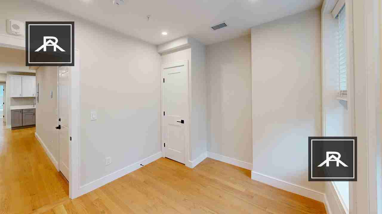 232 Tremont St #2 - Photo 5 of 17