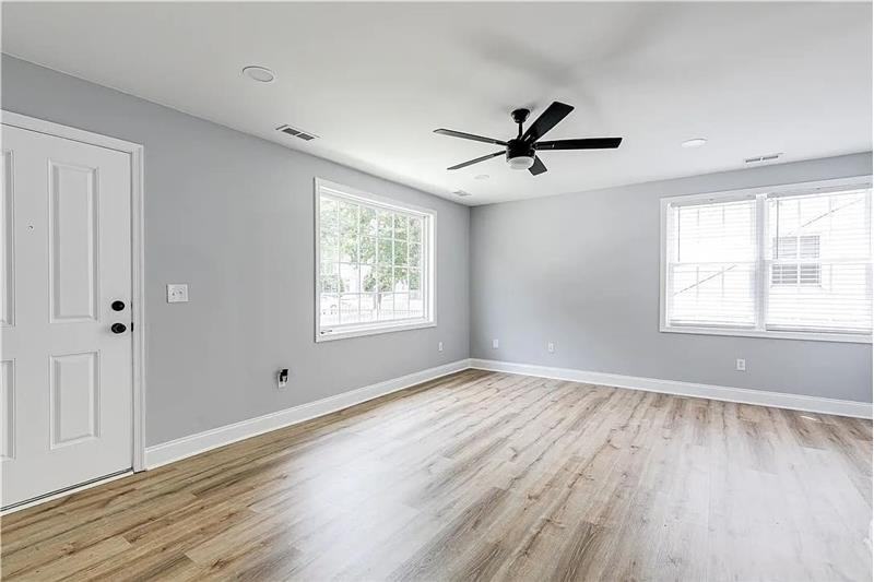 1906 N 29th St - Photo 2 of 13