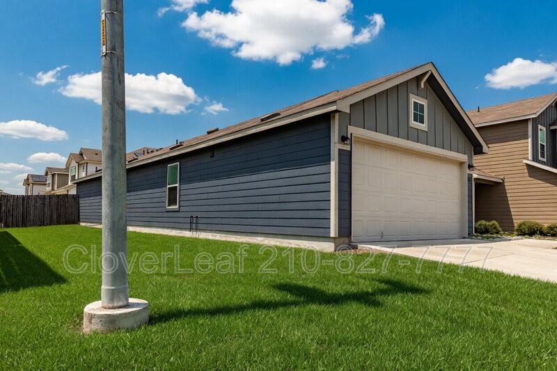 6026 Bluestem Way - Photo 2 of 33