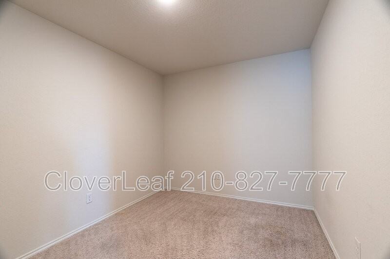 6026 Bluestem Way - Photo 7 of 33