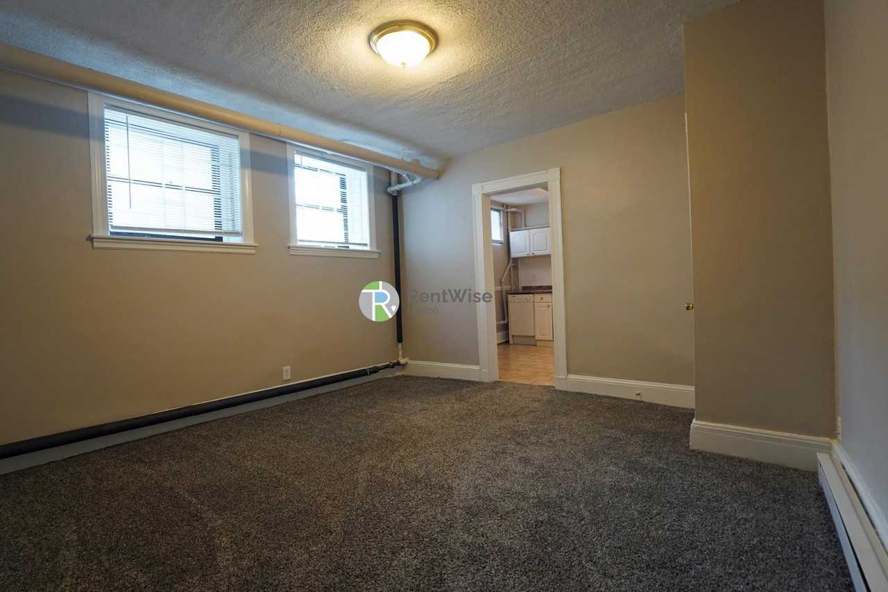 56 Gardner St #1A - Photo 2 of 16