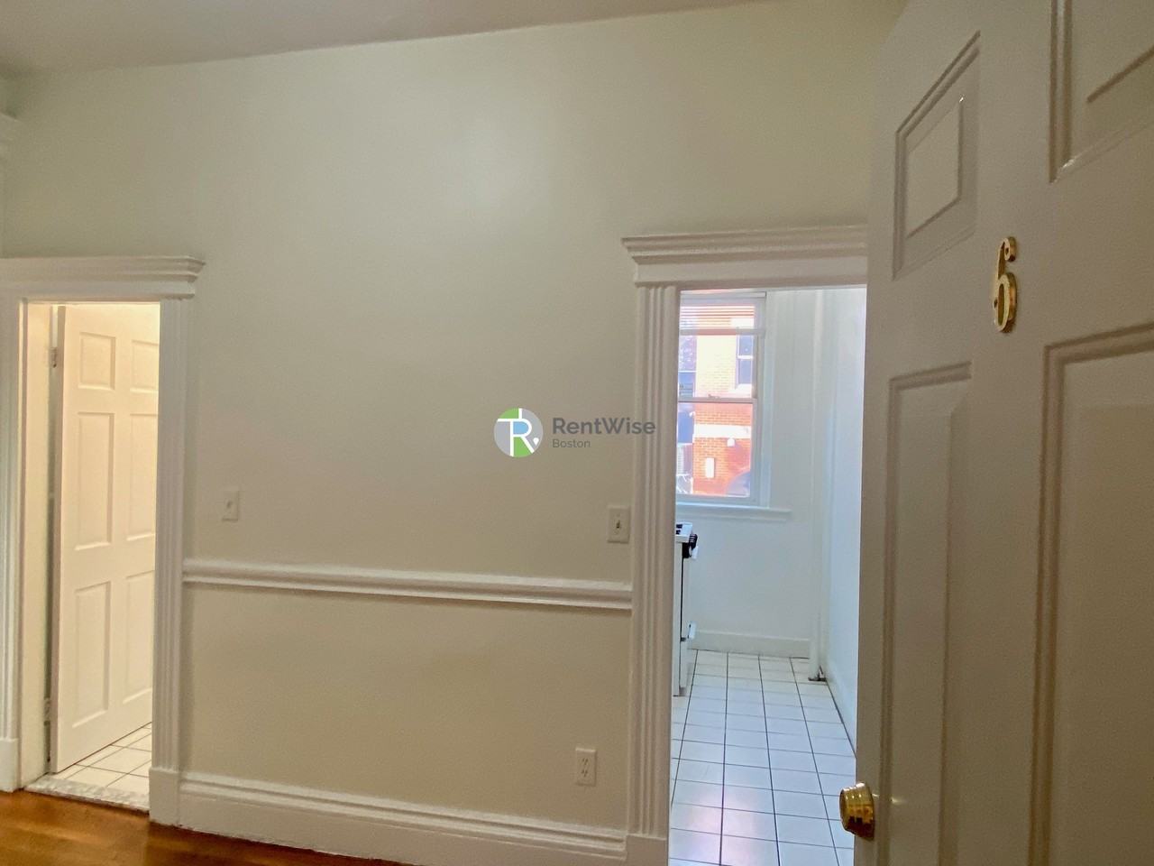 1305 Commonwealth Ave #6