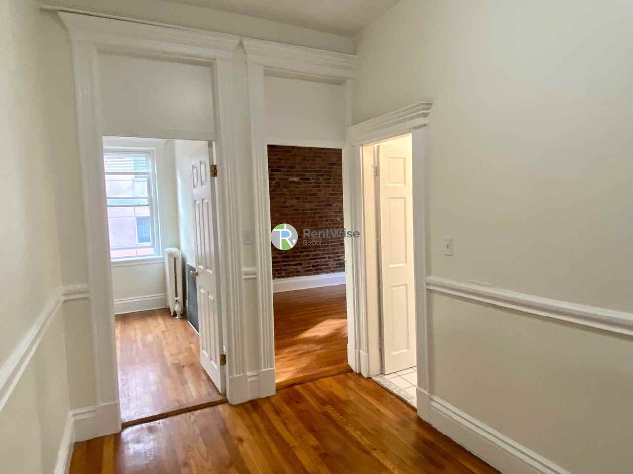 1305 Commonwealth Ave #6 - Photo 3 of 32