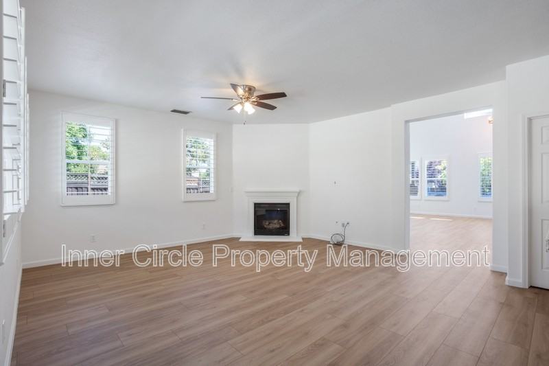 5560 Mcfarlan Ranch Dr - Photo 5 of 33
