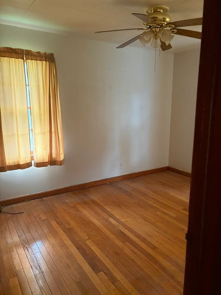 635 W Fremont St - Photo 6 of 18