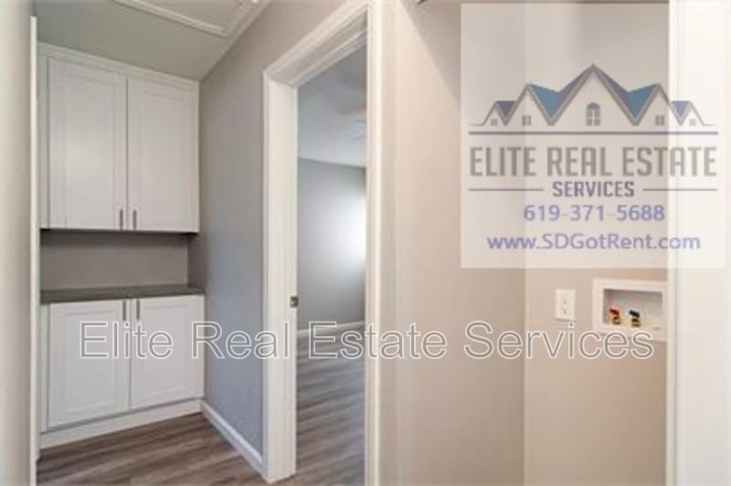 6371 Osler St - Photo 4 of 20