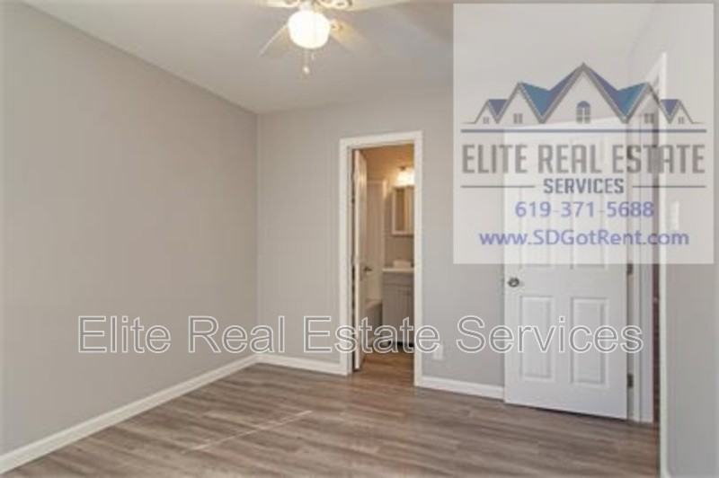 6371 Osler St - Photo 5 of 20