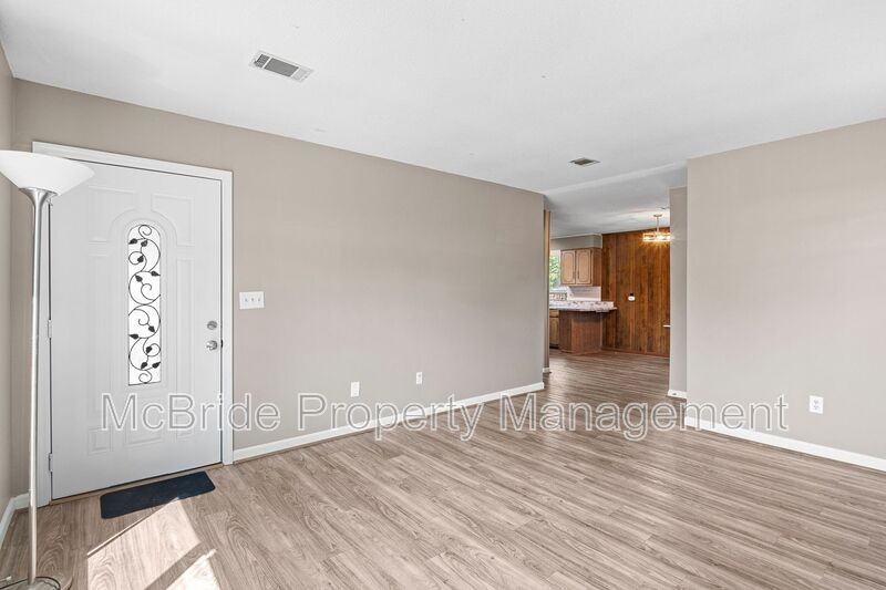 3615 Goldfinch Dr - Photo 6 of 31