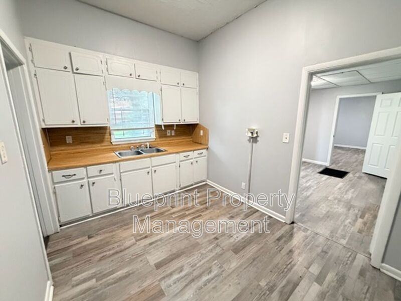 4316 Gadsden St - Photo 3 of 8