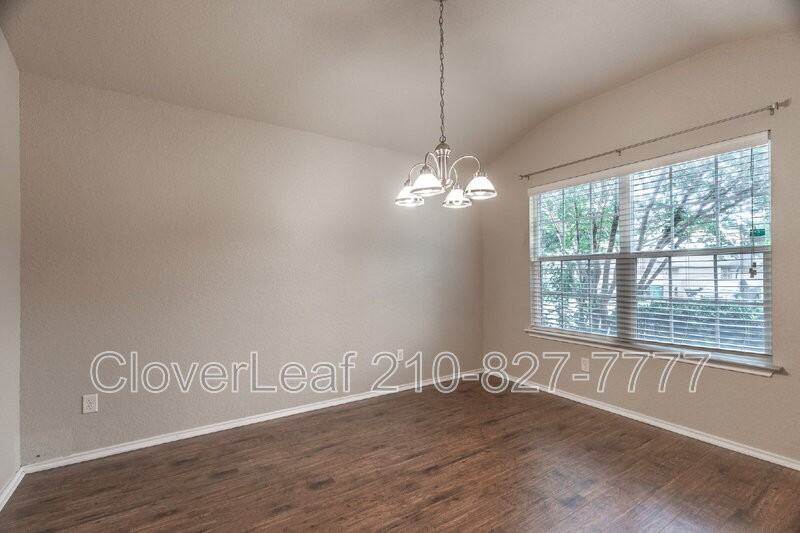 8126 Radiant Star - Photo 7 of 34