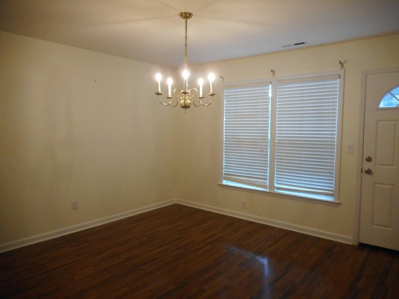 3409 Bent Creek Ct - Photo 4 of 18