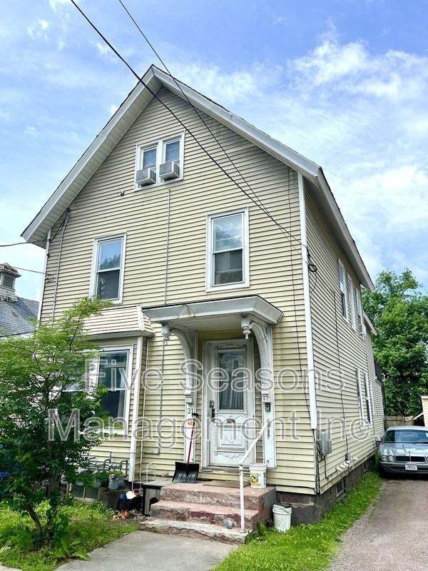 21 Lafayette Pl - Photo 2 of 21
