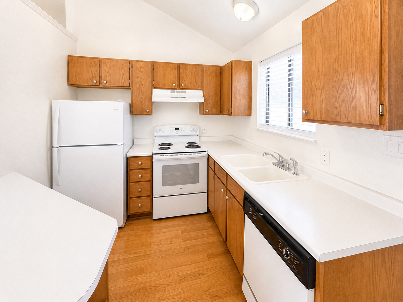 98 W 880 N #14 - Photo 5 of 7