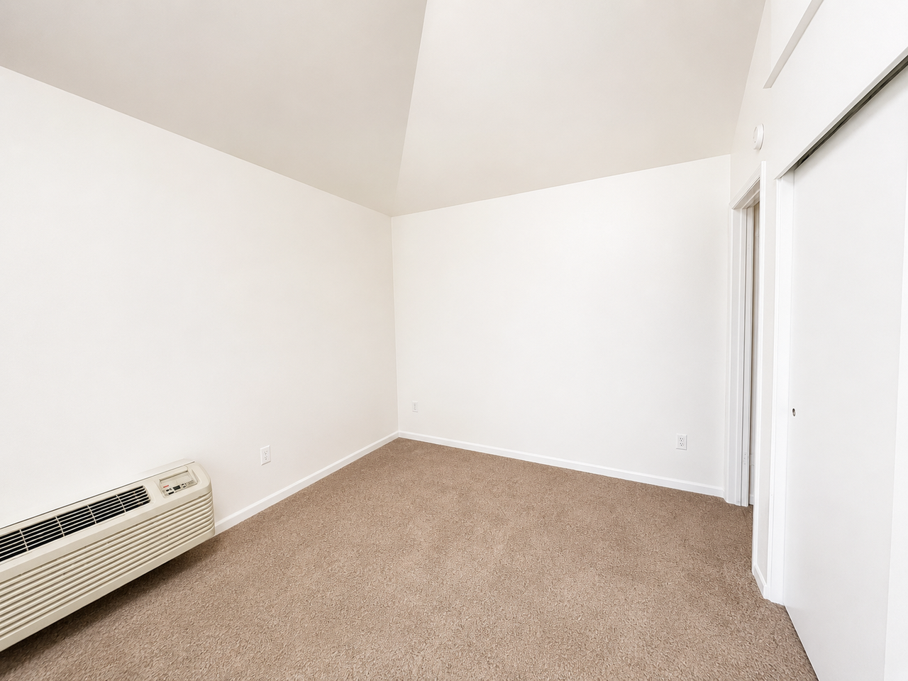 98 W 880 N #14 - Photo 6 of 7