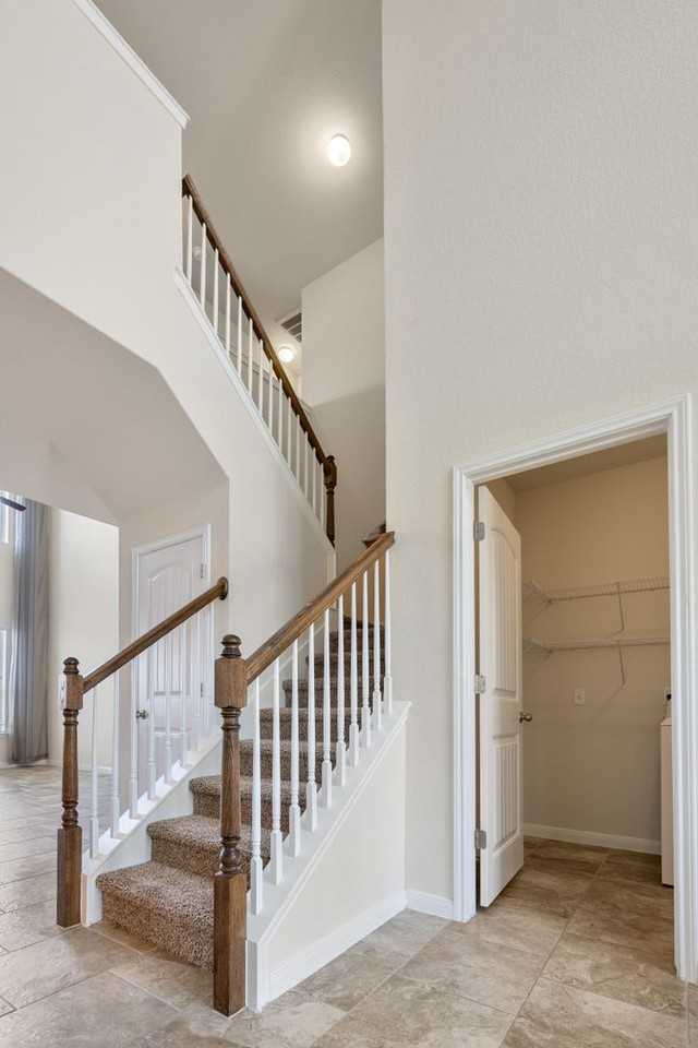 5489 Cypress Pt - Photo 4 of 21