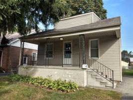 featured image of 339 E Maplehurst St