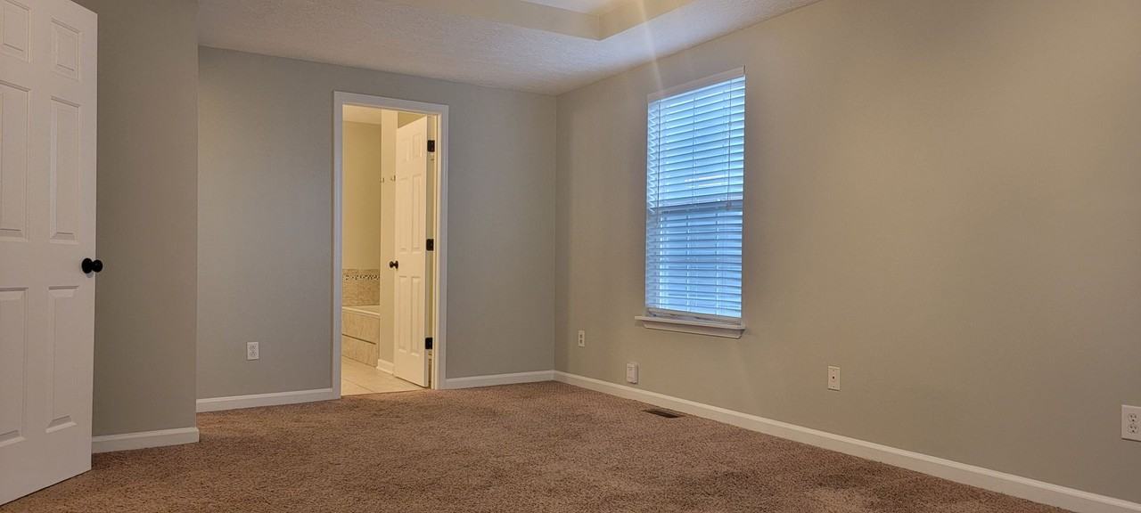 696 Liberty Hill Dr - Photo 5 of 22