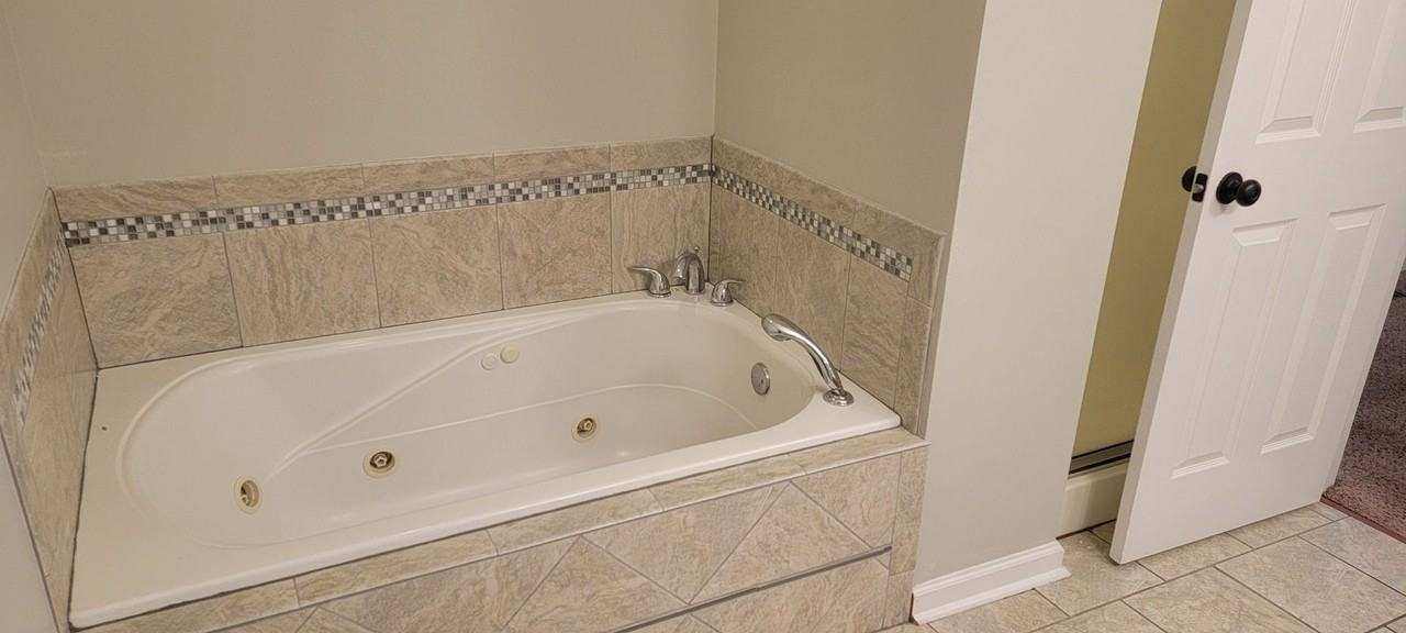 696 Liberty Hill Dr - Photo 6 of 22