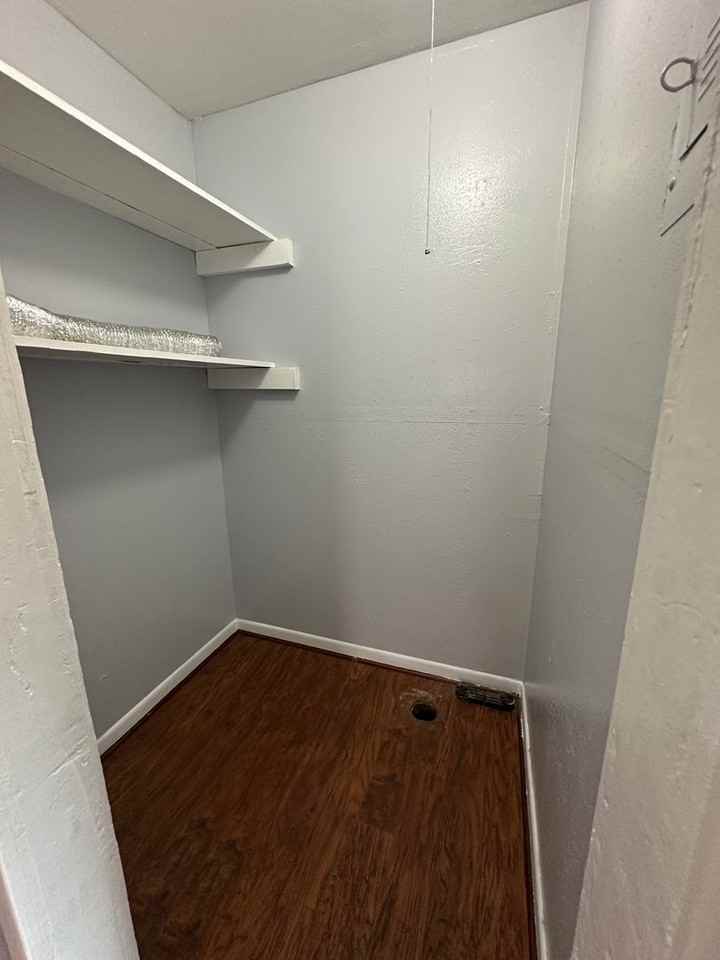 4319 Gables St - Photo 7 of 14