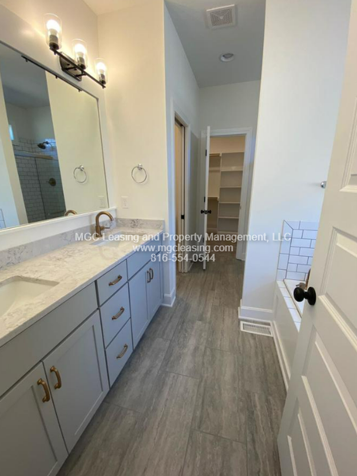 6721 Praire Ln - Photo 6 of 22