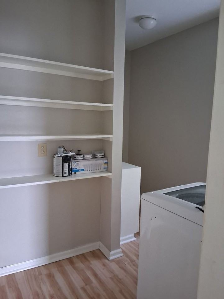 318 Idlewild St - Photo 5 of 10