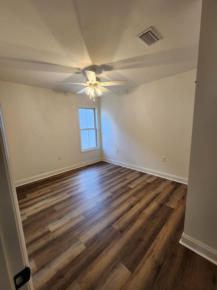 4029 4029 Colbie Way - Photo 2 of 10