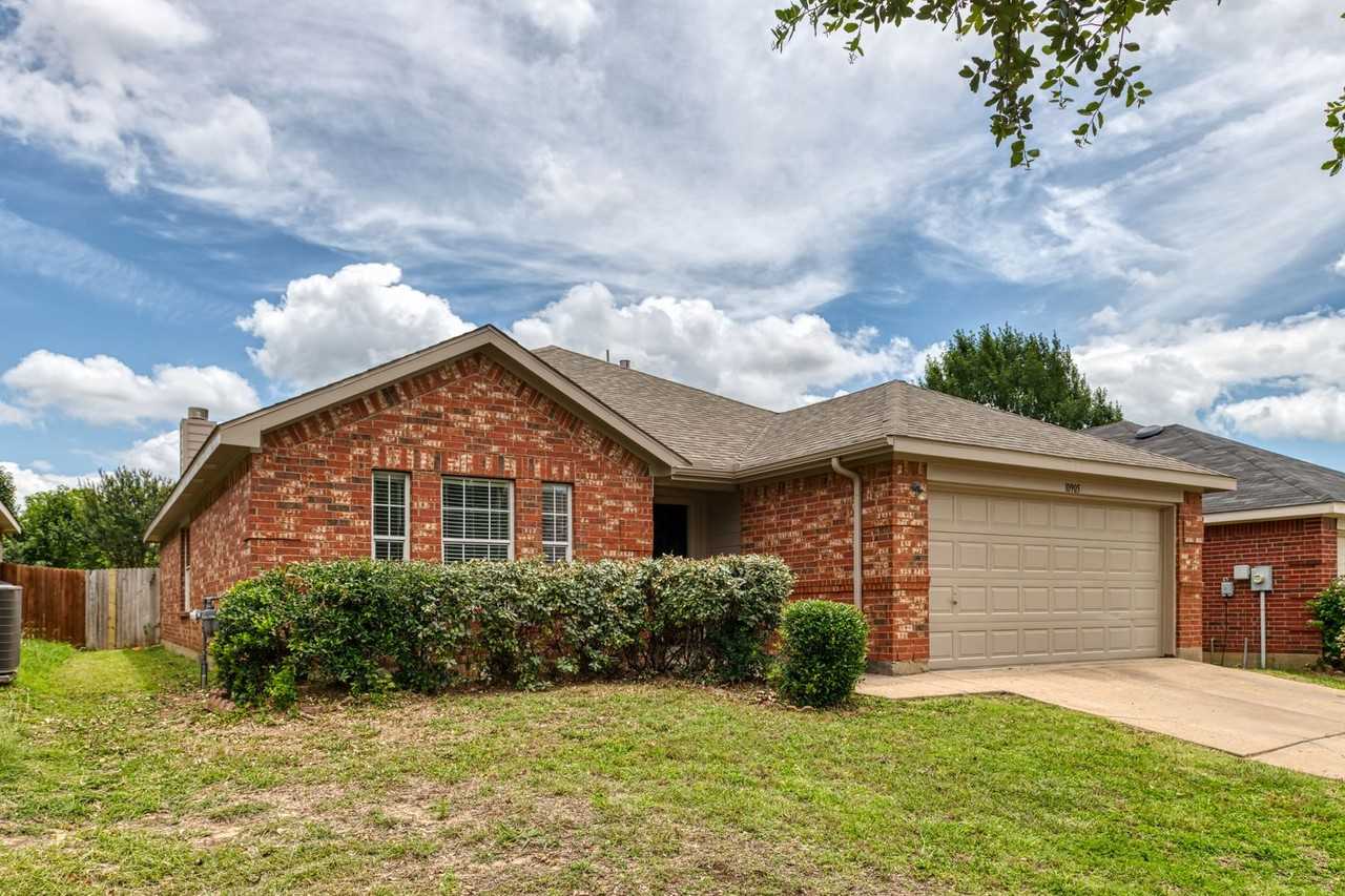 10905 Fawn Valley Dr - Photo 2 of 18