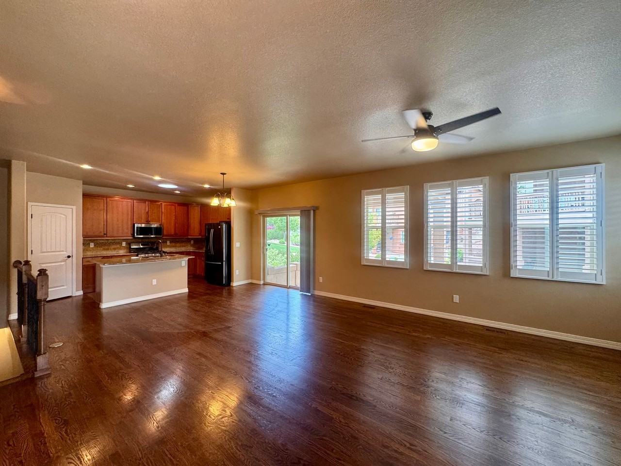 8475 Glen Carriage Grv - Photo 4 of 40