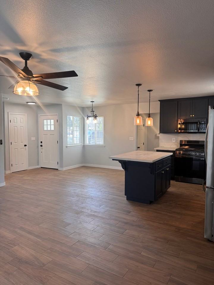 3872 E Ashlan Ave - Photo 7 of 24
