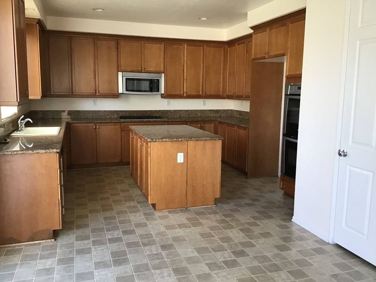 6027 Oak Fence Ln - Photo 3 of 12