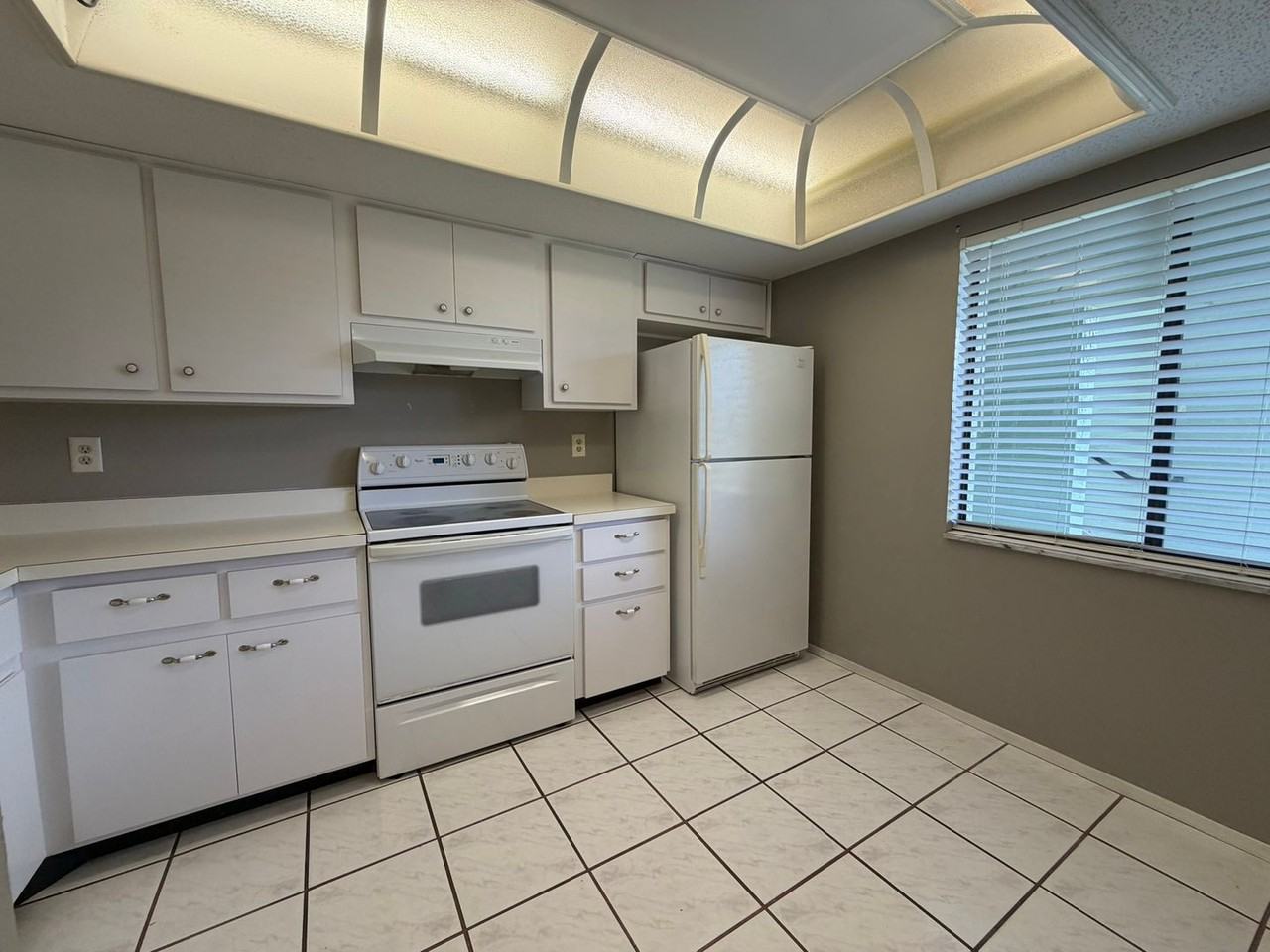 109 Nancy Dr - Photo 3 of 23