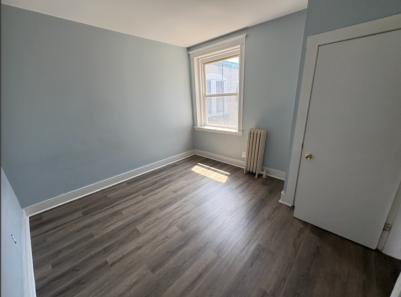 49 Hooker St - Photo 4 of 7