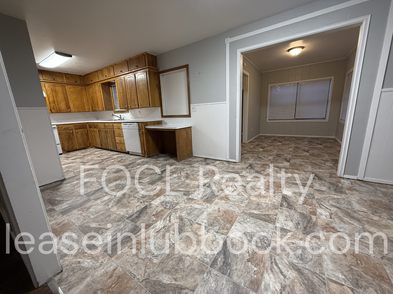 2709 39th St - Photo 5 of 20