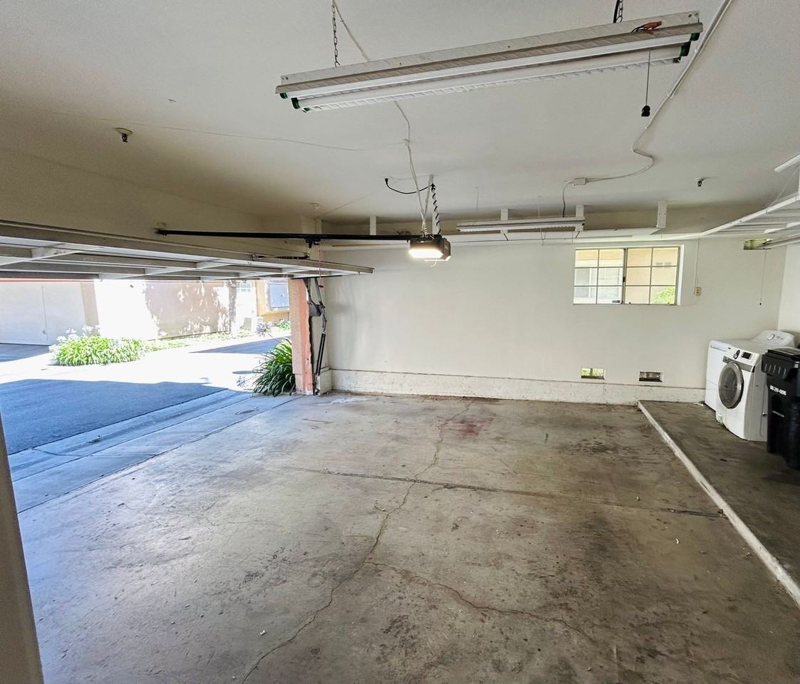 13967 Lemoli Ave - Photo 3 of 21
