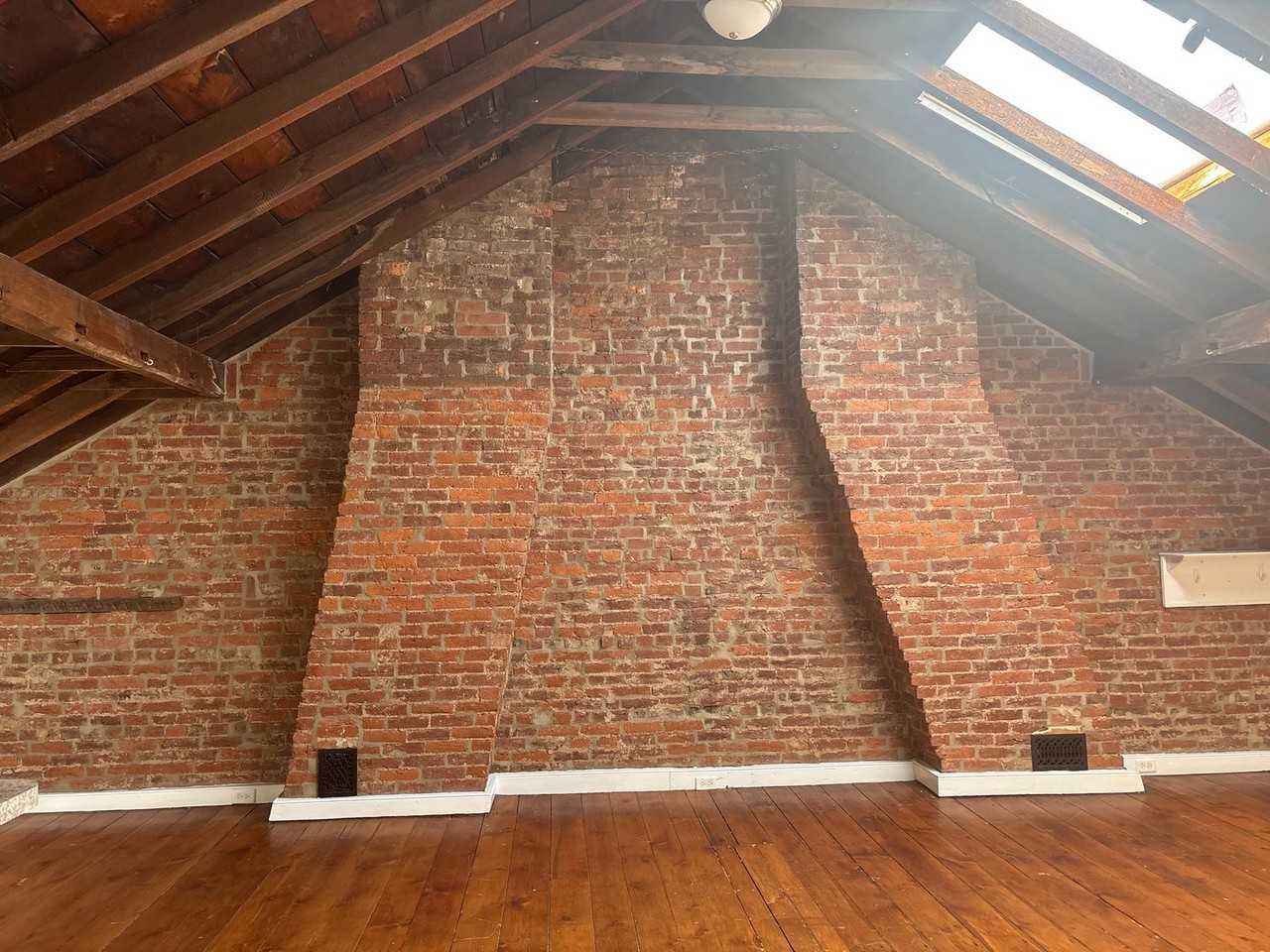 36 N Beaver St 3rd Fl - Photo 6 of 20