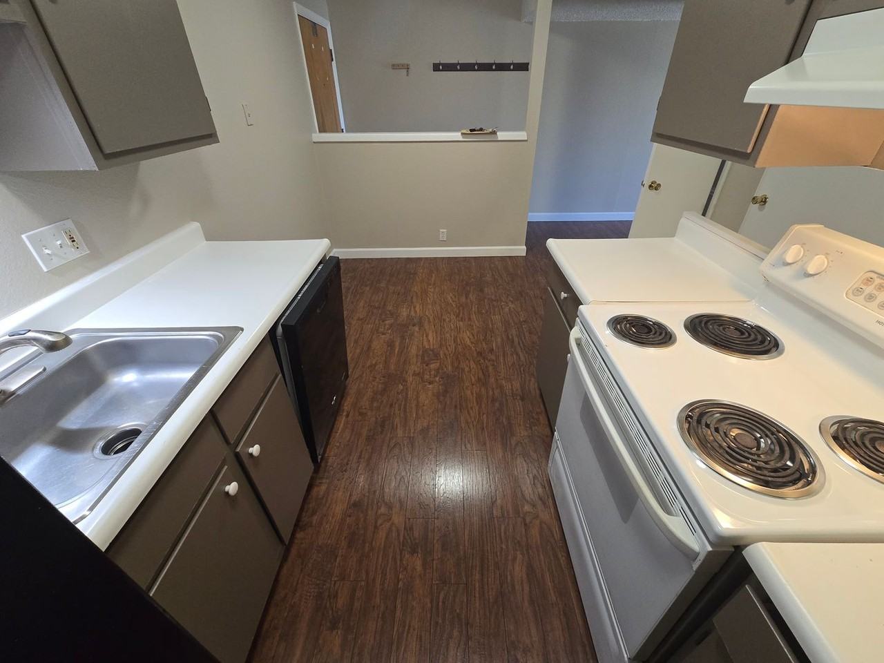 1606 Cottonwood Dr #23 - Photo 6 of 22