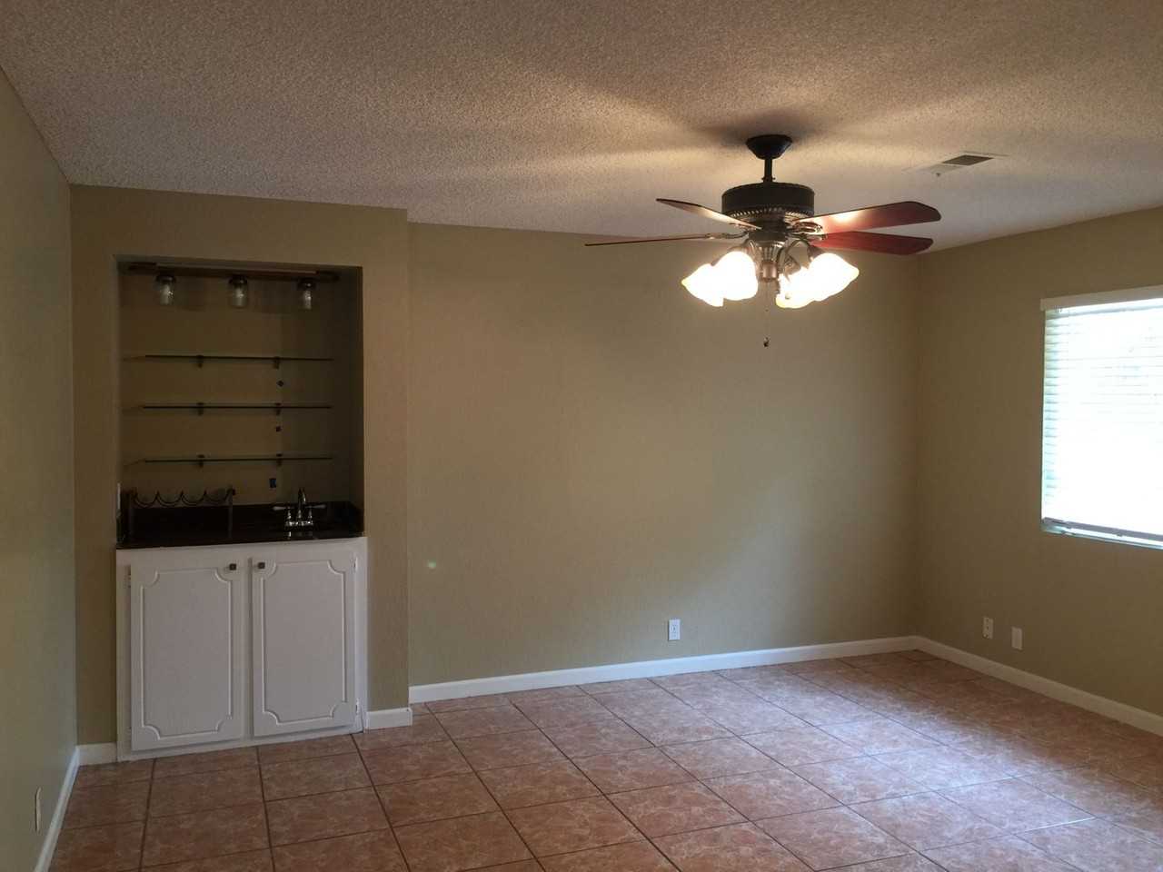 6379 Edgewood Way - Photo 5 of 11