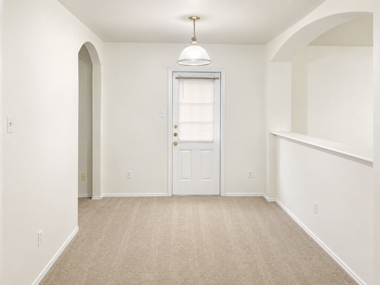 10622 N Shaenridge - Photo 5 of 9