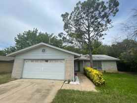 913 E Timberview Ln - Photo 1 of 1