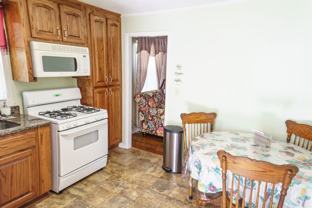 560 Lincoln St - Photo 1 of 1